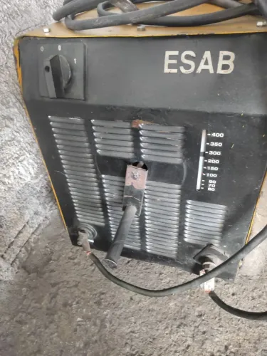 VENDA Máquina de Solda Esab 402D