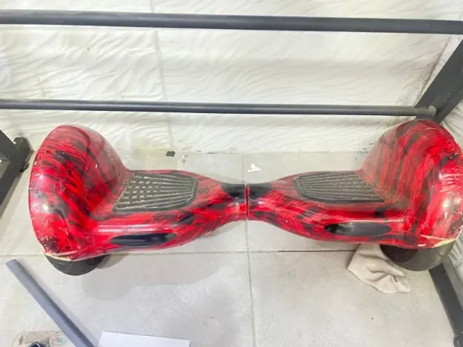 Hoverboard Original 10 Polegadas Vermelho Fogo Skate Elétrico Led Bluetooth com carregador