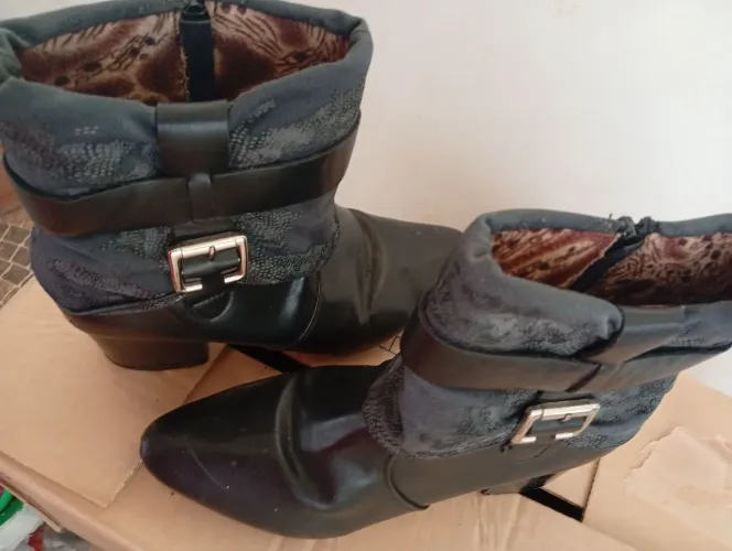 Vende lote roupa adulto e criança