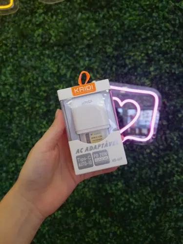 Fonte para carregamento rápido entrada tipo C 20w 