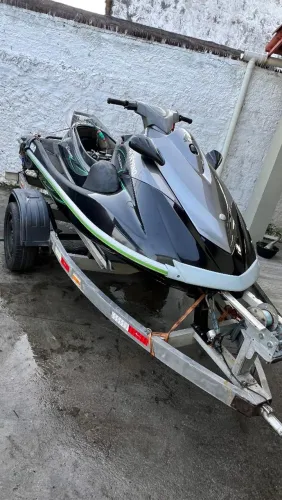 Jetski Yamaha VX1100 Deluxe. Com carreta rodoviaria em aluminio - Anúncio real.