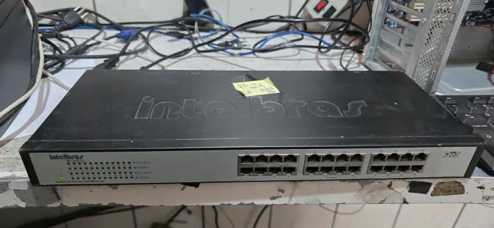 Switch Intelbras SF 2400 QOS 24 Portas