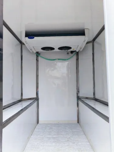 BAÚ ISOTÉRMICO PARA PICAPES E CAMINHONETES