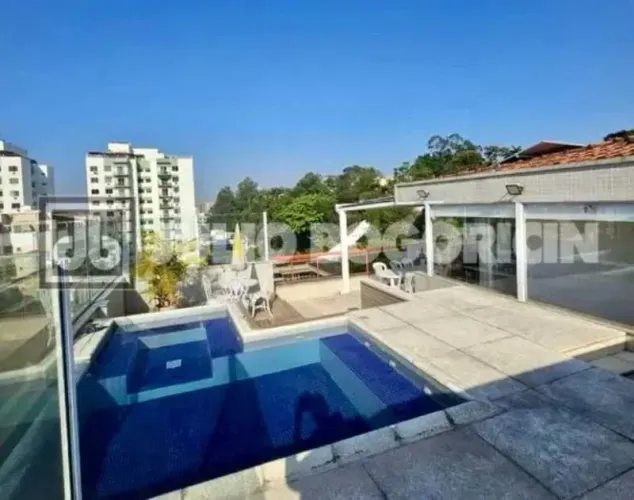 JULIO BOGORICIN - VENDE - ESTRADA DO PAU FERRO - COBERTURA DUPEX - 250 METROS - OPORTUNIDA