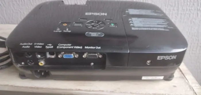 Projetor Epson S8 Plus e S10 Plus