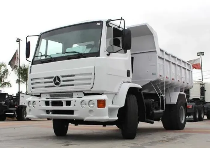 Volkswagen 24250 2012 Caçamba