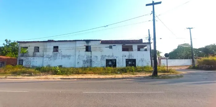 Prédio Comercial com Galpão Próximo ao Porto do Pecém - 1.265 - CAUCAIA