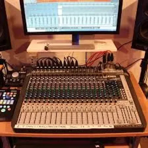 Mesa de som Soundcraft Sig22 MTK