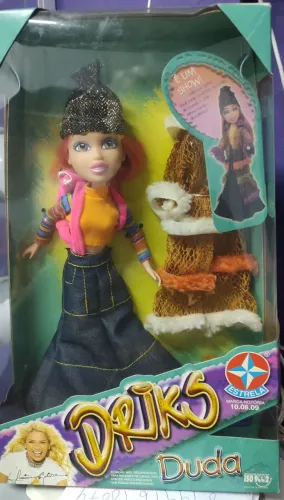 Boneca Driks  - Estrela lacrada
