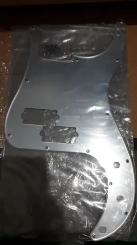 ESCUDO ESPELHADO PICKGUARD BAIXO PRECISION
