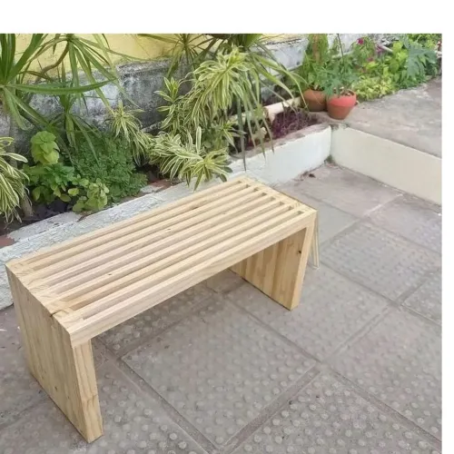 Banco de Madeira pinus. (Móveis sob medida em pinus feito por encomenda)