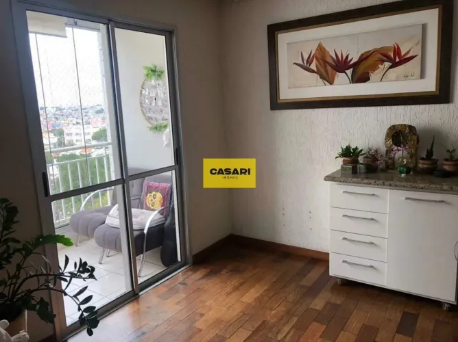 Excelente apartamento no Condomínio Cadiz no Bairro Taboão em SBC
