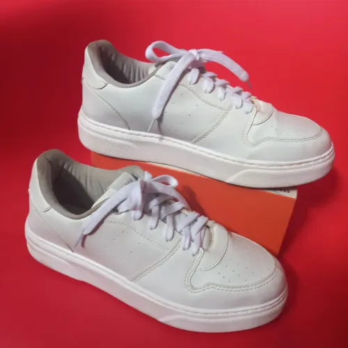 Tênis branco casual, nr. 41 BRA