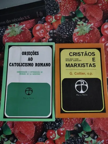 Livros: Objeções ao Catolicismo Romano e Cristãos e Marxistas