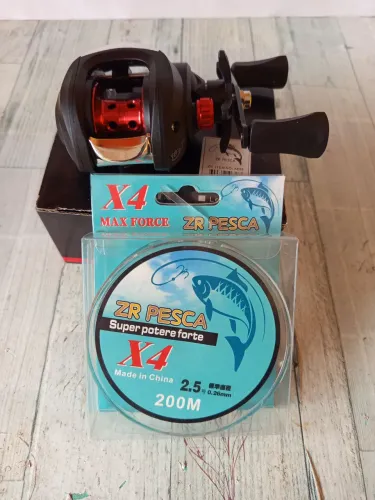 Carretilha pequena lado direito + linha multifilamento 0.26 com 200 metros