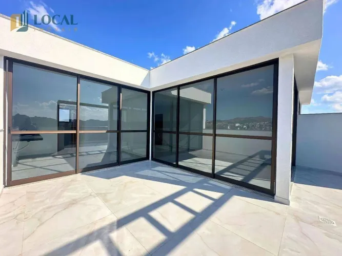 Cobertura com 3 dormitórios à venda, 164 m² por R$ 1.200.000,00 - Santa Catarina - Juiz de