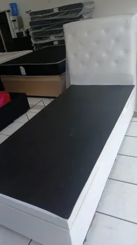 Base Box Solteiro com Cabeceira - Elegância e Funcionalidade