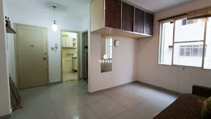Apartamento à venda no Centro em São Vicente.