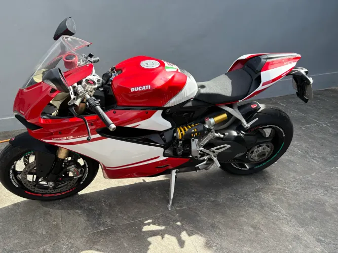 Ducati Panigale 1299 V2