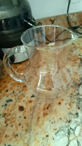 Jarra de Vidro moderna e elegante