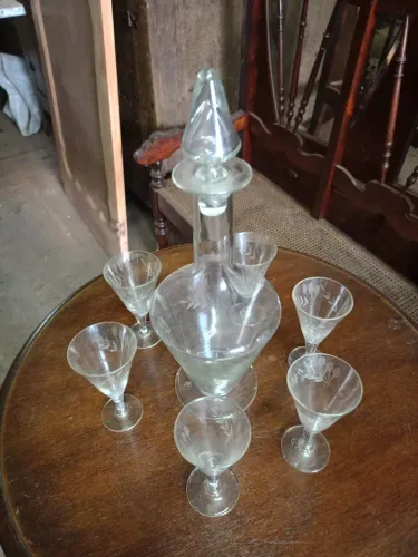 Licoreira de cristal com 6 Taças