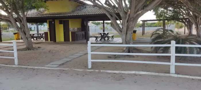 Imóvel para venda tem 360 metros quadrados em Figueira - Arraial do Cabo - RJ