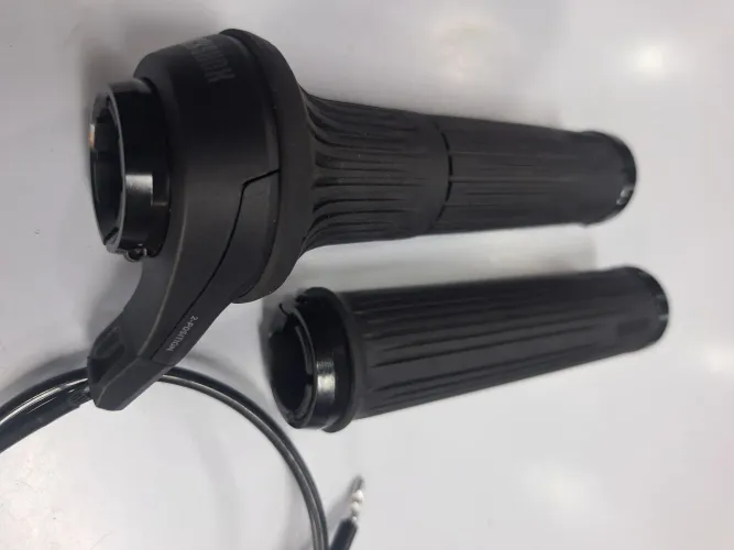 Trava dupla rockshox Twistloc