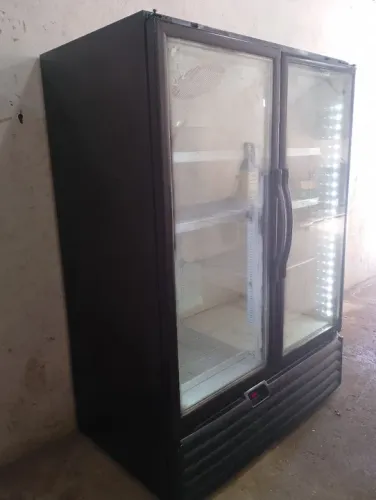 Freezer Esposito de duas porta com garantia de 3 mês 