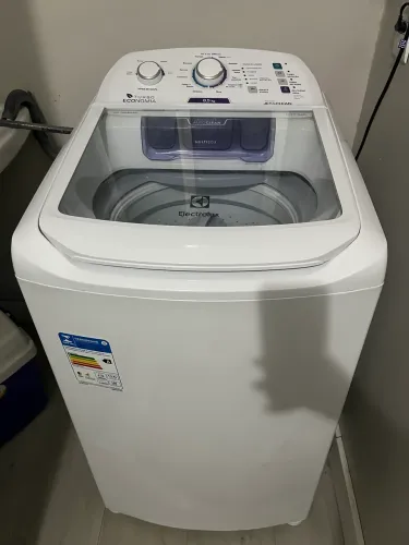 Máquina de Lavar Electrolux 8 kg - Estado de Nova! Poucos meses de uso