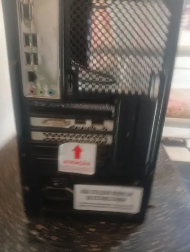Computador a vendar