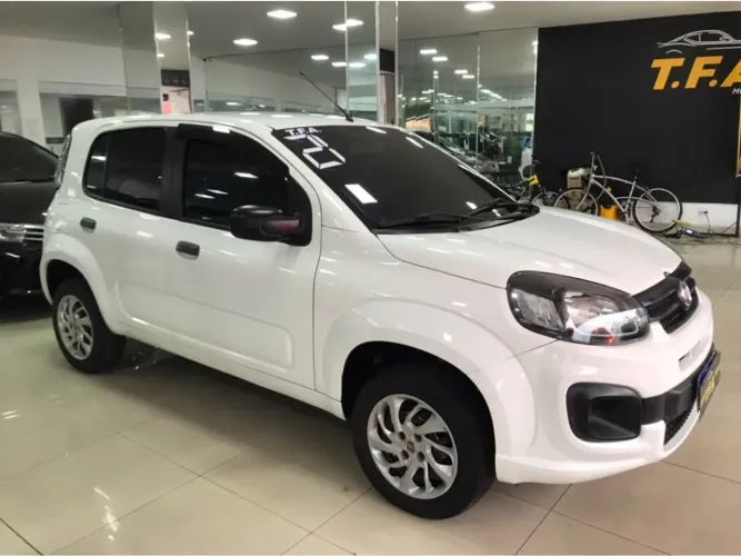 Fiat Uno Attractive 1.0 EVO Fire Flex 8V 5P 2021