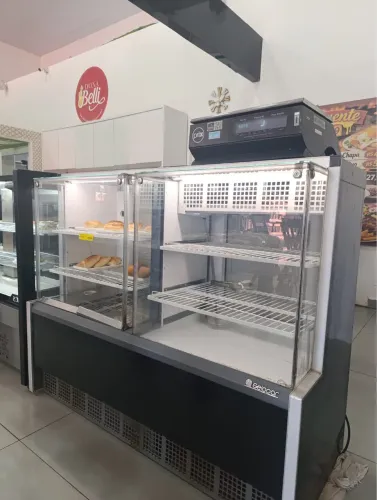Balcão quente e frio