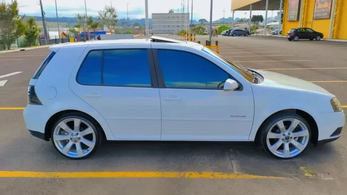 Volkswagen Golf Sportline 1.6 MI Total Flex 8V 4P 2012
