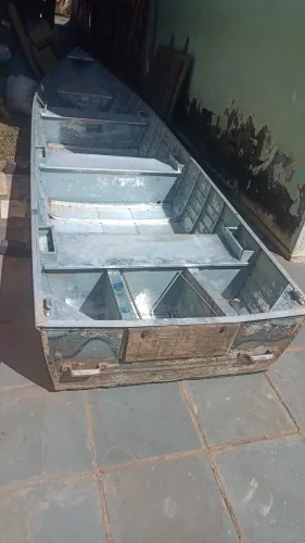 Barco 5,50 m com motor 15HP