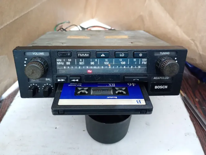 Rádio t fitas Bosch Acapulco gol gt pointer GTS e outros funcionando 