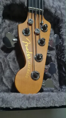 Fender Ultra II