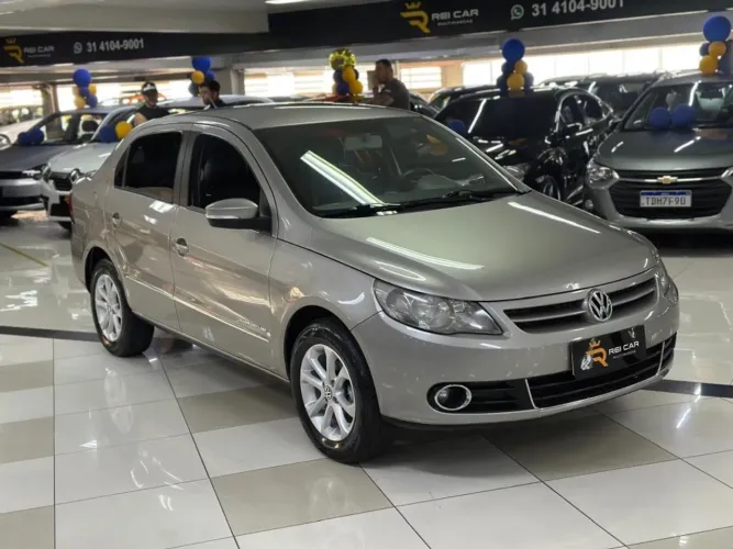 Volkswagen Voyage 2012