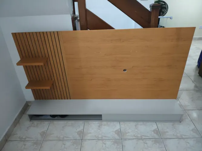 Rack Tv 50 - Detalhe Ripado