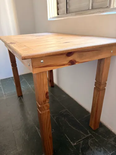 Mesa de madeira