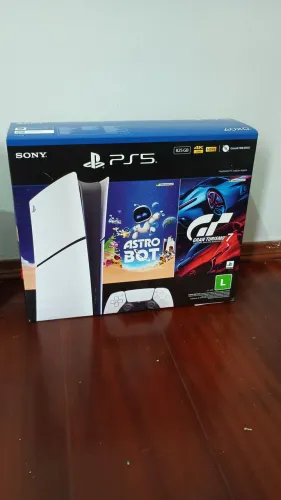 PS5 Slim 825 GB( mídia digital)