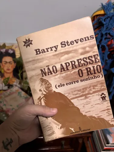 Livro Psico: não apresse o rio ele corre sozinho