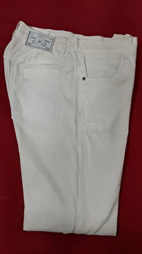 Calça Branca masculina 44 com elastano! (Dromedário Royal Denim)