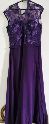 Vestido de festa longo roxo