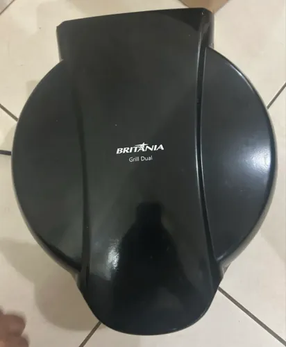 Grill Britânia 220