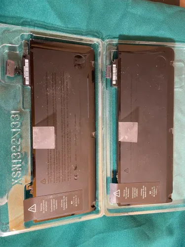 Par de Baterias MacBook Pro 13 A1322 (2009 a 2012) - No Estado
