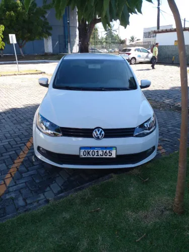Volkswagen Voyage Comf/highli. 1.6 MI T.flex 8V 4P 2013