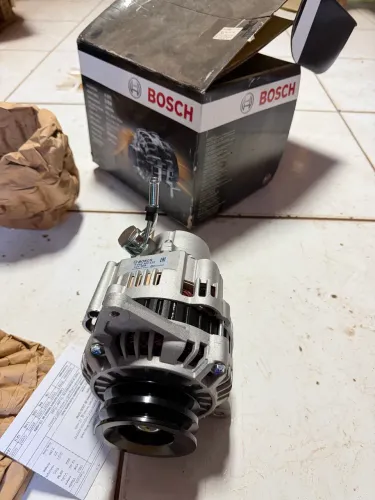Alternador com bomba de vácuo Bosch Pajero L200 2.5 Sport outdoor 90 amp 