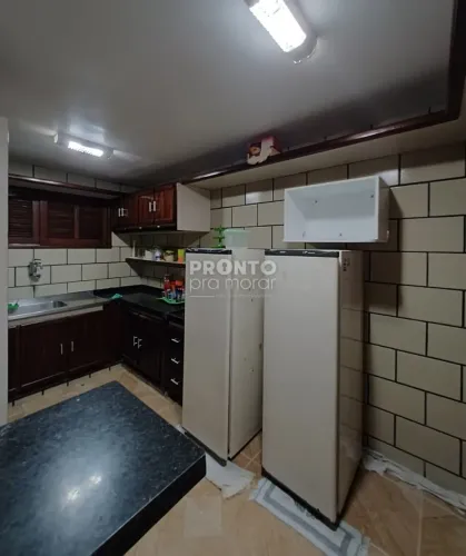 Casa com 4 quartos em Aldeia dos Camarás