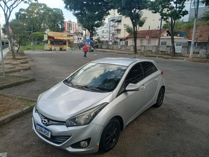 Hyundai HB20 C.style/c.plus 1.6 Flex 16V Aut. 2013