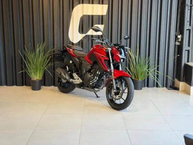 YAMAHA FZ25 FAZER 2025